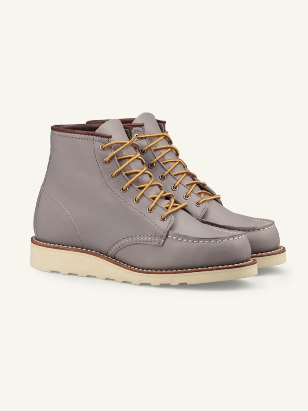 Red Wing Heritage Women Moc Toe in Granite Boundary, Size 6.5